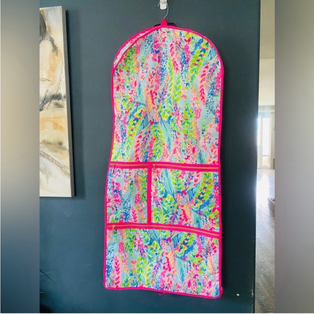 Lilly Pulitzer Catch the Wave Garment Bag NWT - Picture 3 of 4